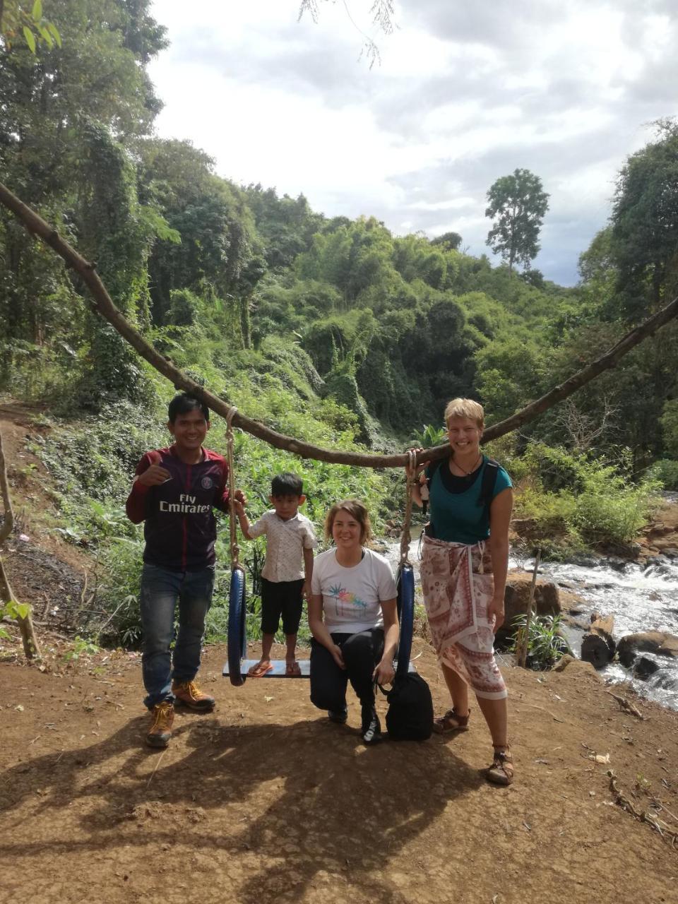 Bee Bee'S Chalets Home Stay And Trekking Banlung Exterior foto
